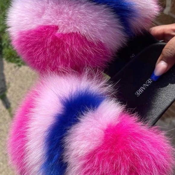Lydia Pink & Navy Real Fur Custom Slides  sizes 10,10.5,11,12 - Picture 3 of 3